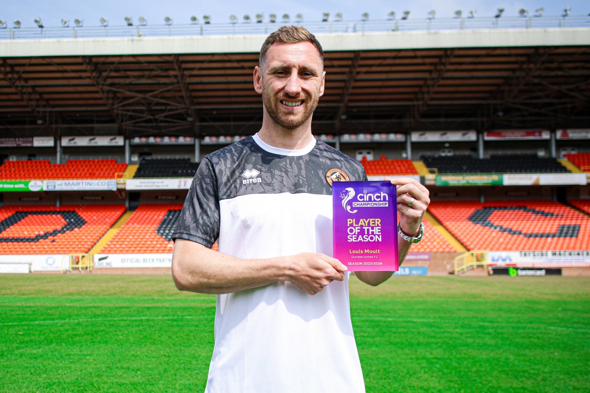 Louis Moult cinch Championship Player of the Year