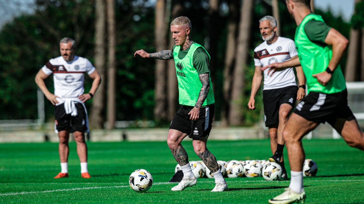 Craig Sibbald in training